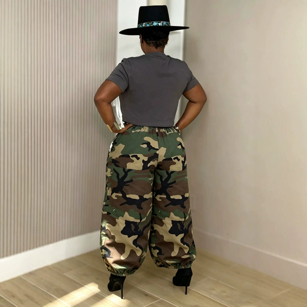 Pantalón Camuflaje Denim Kireon — Estilo Militar Urbano