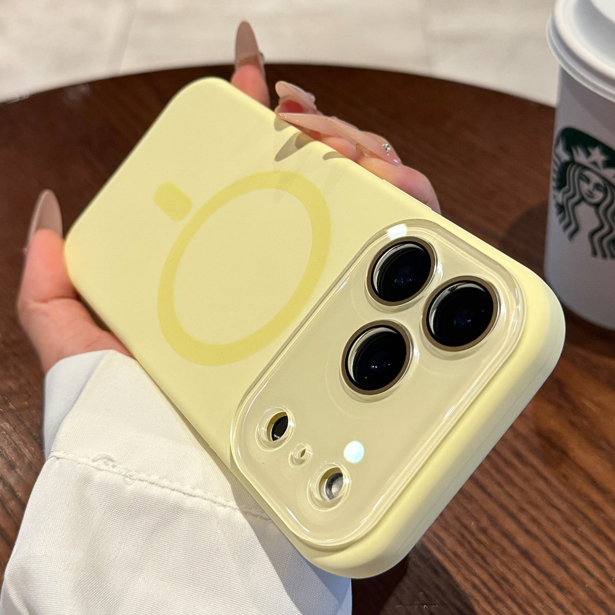 Funda Magnética Silicona Líquida iPhone | MagSafe | Kireon